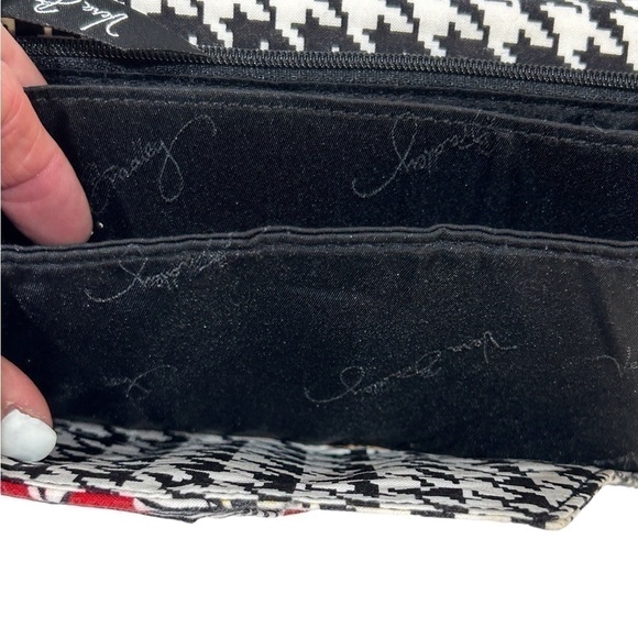 Vera Bradley Travel/Passport Wallet Deco Daisy/Houndstooth Red/Black/White GUC - Picture 5 of 9